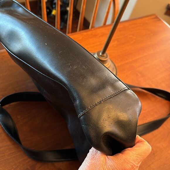 Tanner Leather Commuter Bag, Made in Italy - Picture 5 of 10